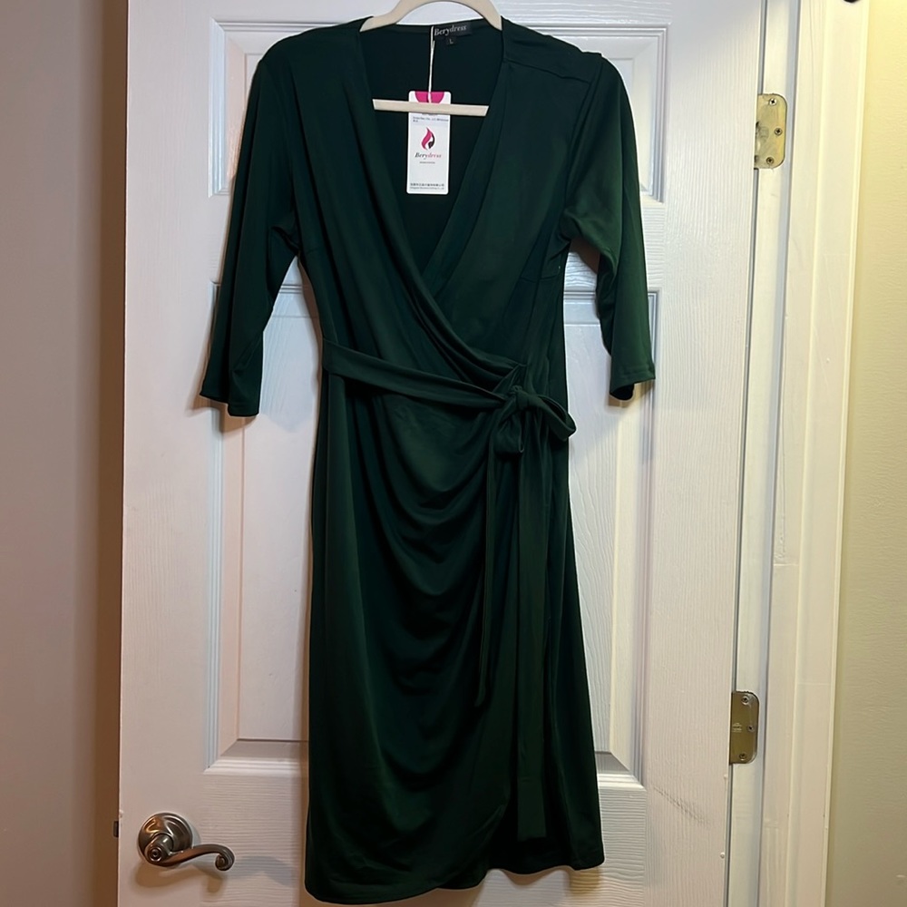 NWT Berydress Faux Wrap 3/4 sleeve dress